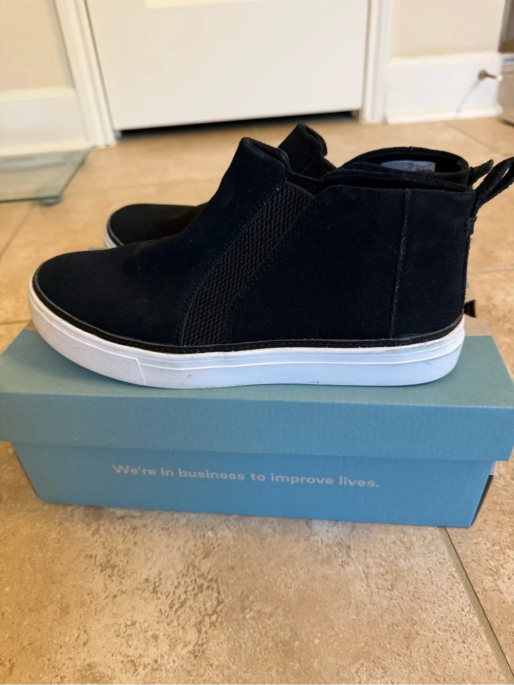 TOMS Women's Bryce High Top Slip-On Sneakers sz 9